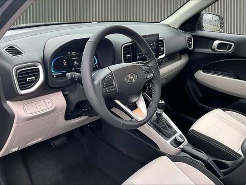 New 2026 Hyundai Venue SEL image 7