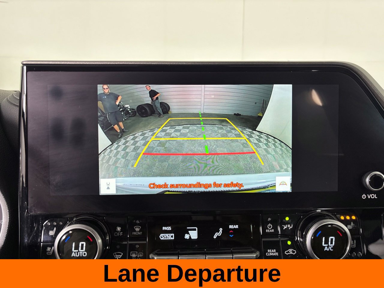 Used 2023 Toyota Highlander Limited FWD image 21