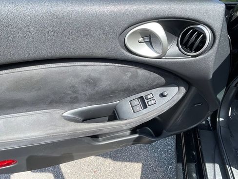 Used 2010 Nissan 370Z Touring RWD image 13