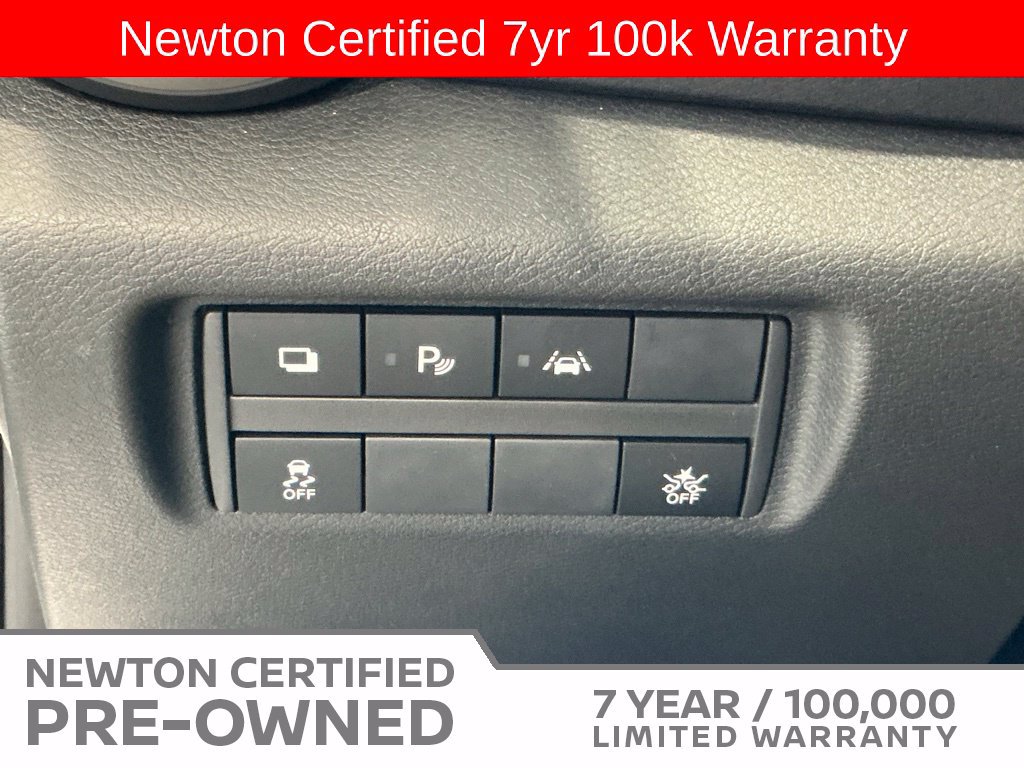 Used 2025 Nissan Versa S w/ Trunk Package FWD image 30