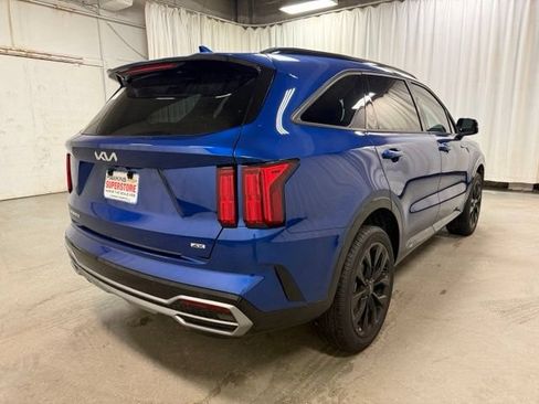 Used 2023 Kia Sorento SX AWD/4WD image 5