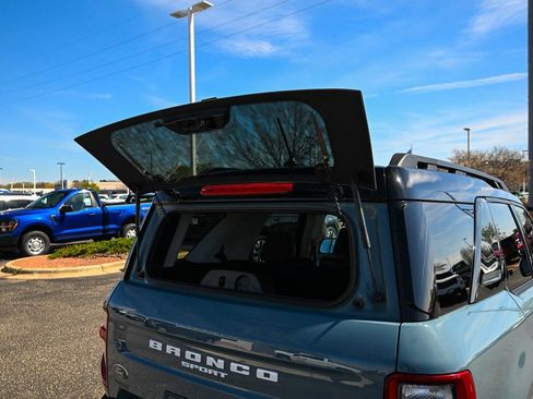 Certified 2022 Ford Bronco Sport Outer Banks w/ Tech Package AWD/4WD image 16