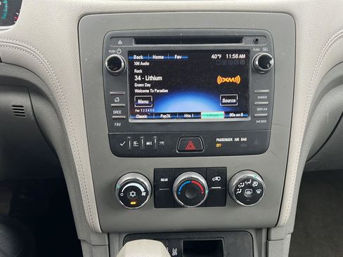 Used 2017 Chevrolet Traverse LS image 20