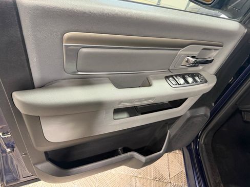 Used 2018 RAM 1500 Big Horn AWD/4WD image 25