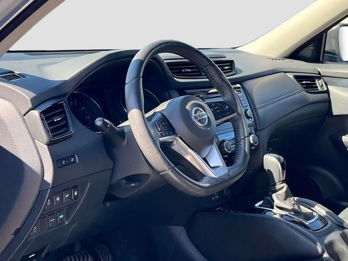 Used 2020 Nissan Rogue SL FWD image 9