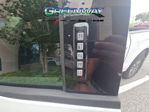Used 2016 Ford F150 XLT RWD image 12