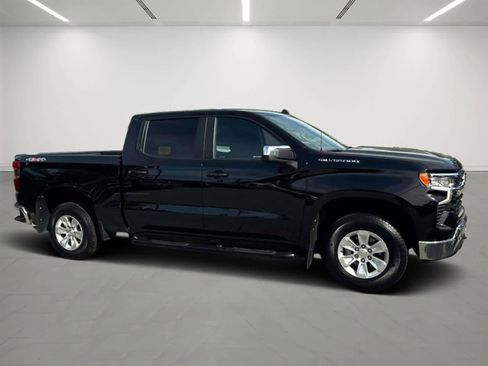 Used 2025 Chevrolet Silverado 1500 LT AWD/4WD image 6