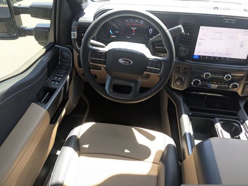New 2026 Ford F350 Lariat w/ Black Appearance Package AWD/4WD image 16