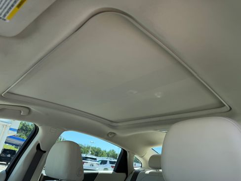 Used 2020 Chevrolet Malibu Premier FWD image 13