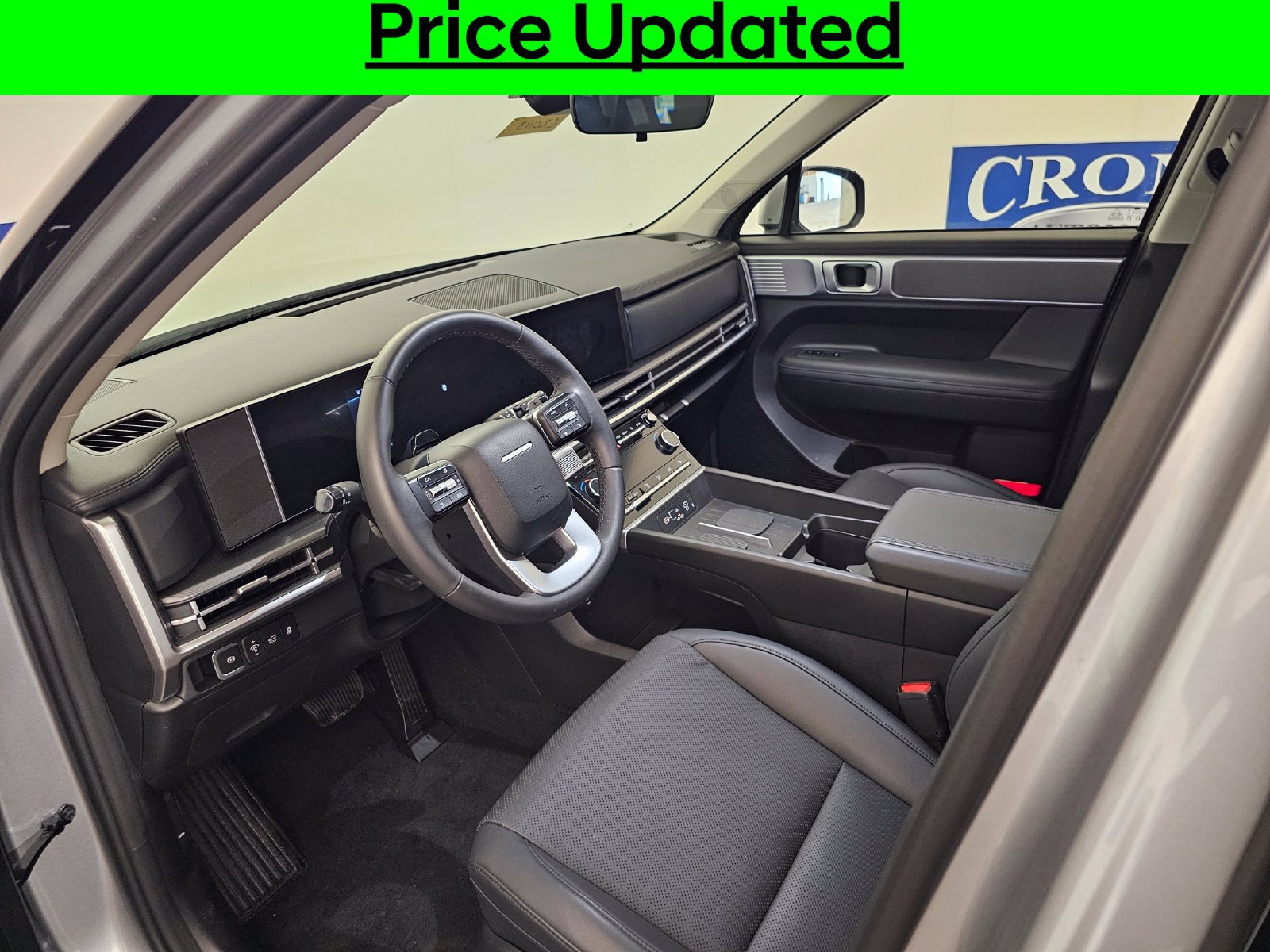 Used 2026 Hyundai Santa Fe SEL FWD image 4