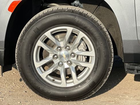 Used 2022 Chevrolet Tahoe LT image 39