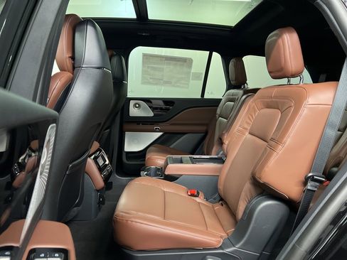 New 2026 Lincoln Aviator Reserve image 30