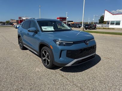New 2025 Volkswagen Tiguan SE