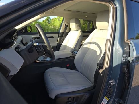 Used 2024 Land Rover Range Rover Evoque S AWD/4WD image 14