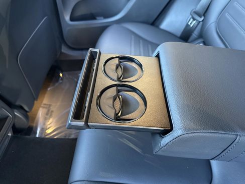 Certified 2026 Mercedes-Benz GLC 300 image 30