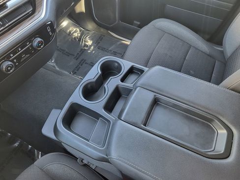 Used 2024 Chevrolet Silverado 2500 LT image 16