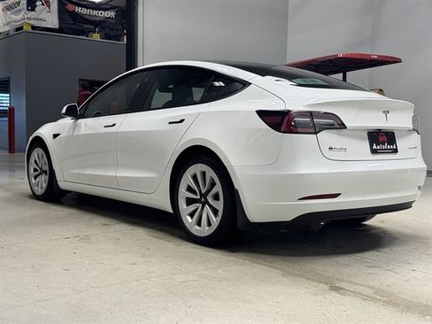 Used 2022 Tesla Model 3 Long Range AWD/4WD image 5