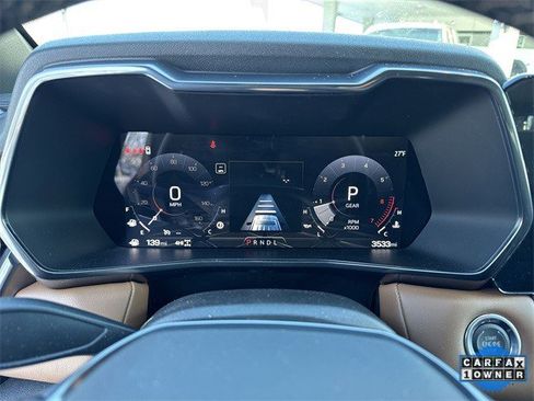 Used 2025 GMC Canyon AT4 image 21