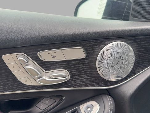 Used 2021 Mercedes-Benz GLC 300 GLC 300 w/ AMG Line image 12