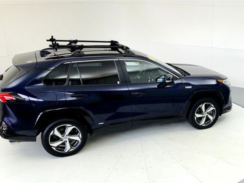 Certified 2021 Toyota RAV4 SE w/ Weather & Moonroof Package image 18