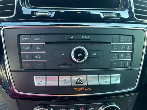 Used 2017 Mercedes-Benz GLE 350 4MATIC image 19