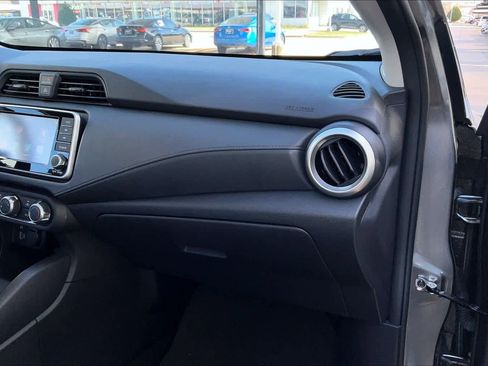 Used 2025 Nissan Versa S w/ Trunk Package image 16