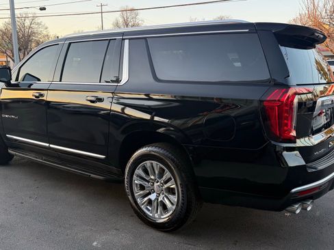 Used 2024 GMC Yukon XL Denali w/ Advanced Technology Package image 8