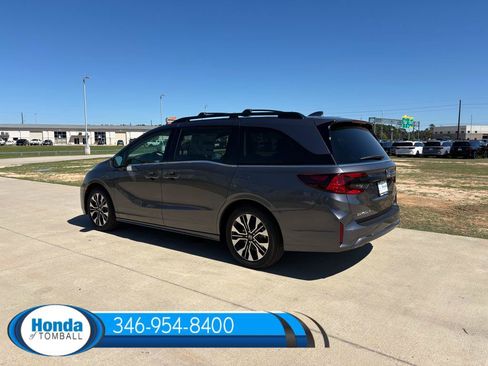 New 2026 Honda Odyssey Elite image 4
