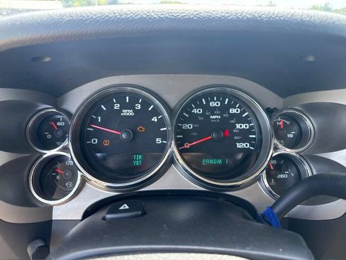 Used 2012 GMC Sierra 2500 SLE w/ SLE Preferred Package AWD/4WD image 6