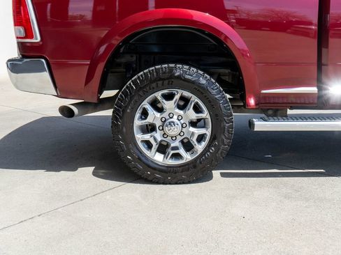 Used 2017 RAM 2500 Limited AWD/4WD image 36