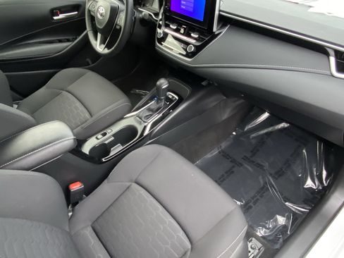 Certified 2024 Toyota Corolla SE image 9