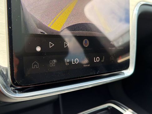 New 2026 Volvo EX90 Ultra AWD/4WD image 18