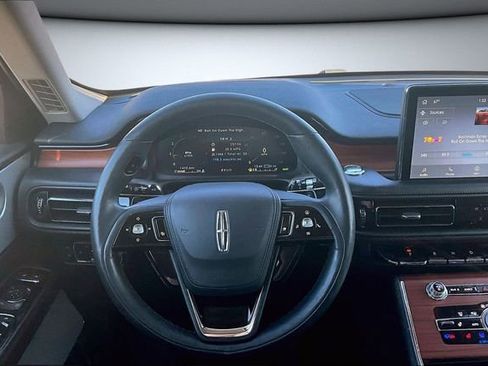 Used 2021 Lincoln Aviator Grand Touring w/ Equipment Group 302A image 8