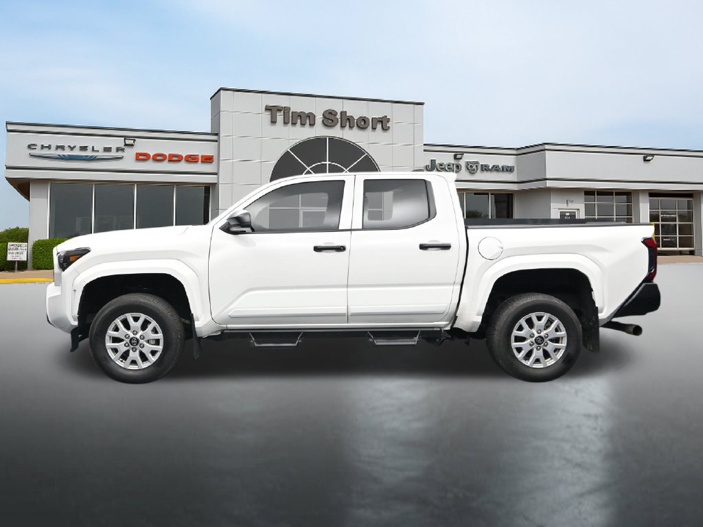 Used 2025 Toyota Tacoma SR AWD/4WD image 2
