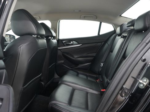 Used 2017 Nissan Maxima 3.5 SV FWD image 18