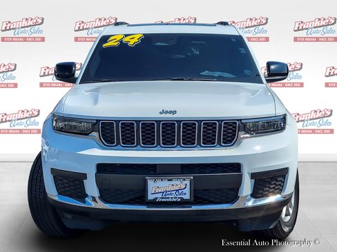 Used 2024 Jeep Grand Cherokee L Laredo AWD/4WD image 3