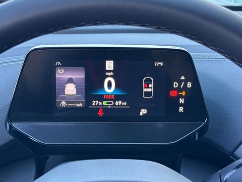 New 2025 Volkswagen ID.4 Pro RWD image 25