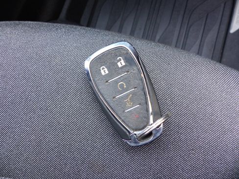 Used 2018 Chevrolet Equinox LT FWD image 46