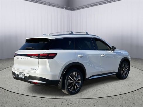 New 2026 INFINITI QX60 Luxe image 9