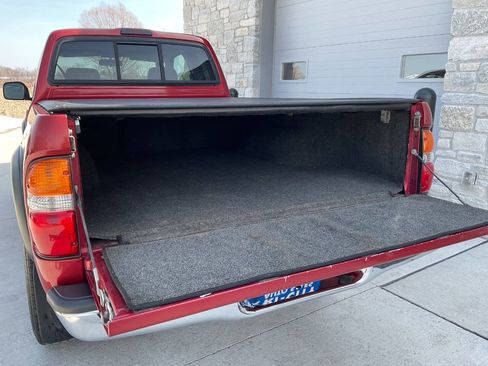 Used 2004 Toyota Tacoma 4x4 Xtracab V6 image 26