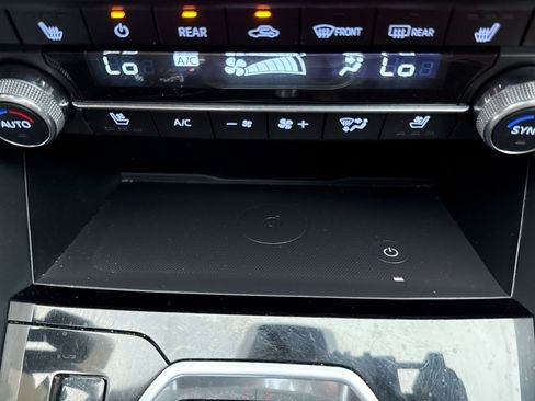 Used 2023 MAZDA CX-9 Carbon Edition AWD/4WD image 18