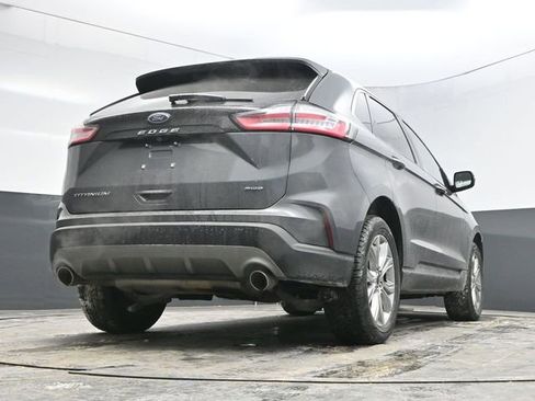 Used 2022 Ford Edge Titanium image 37