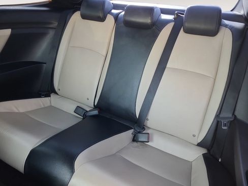 Used 2016 Honda Civic Touring image 13