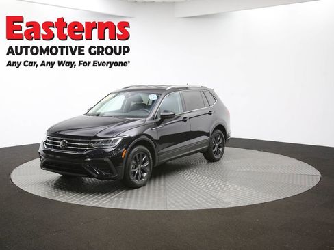 Used 2023 Volkswagen Tiguan SE image 54