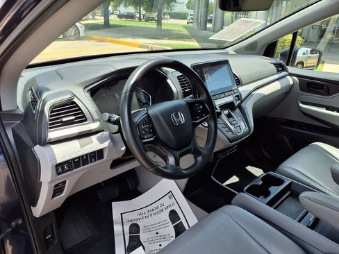 Used 2019 Honda Odyssey EX-L image 18