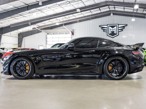 Used 2018 Mercedes-Benz AMG GT R image 3