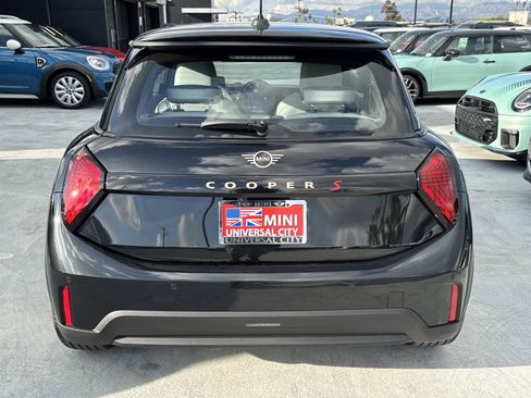 New 2026 MINI Cooper S image 4