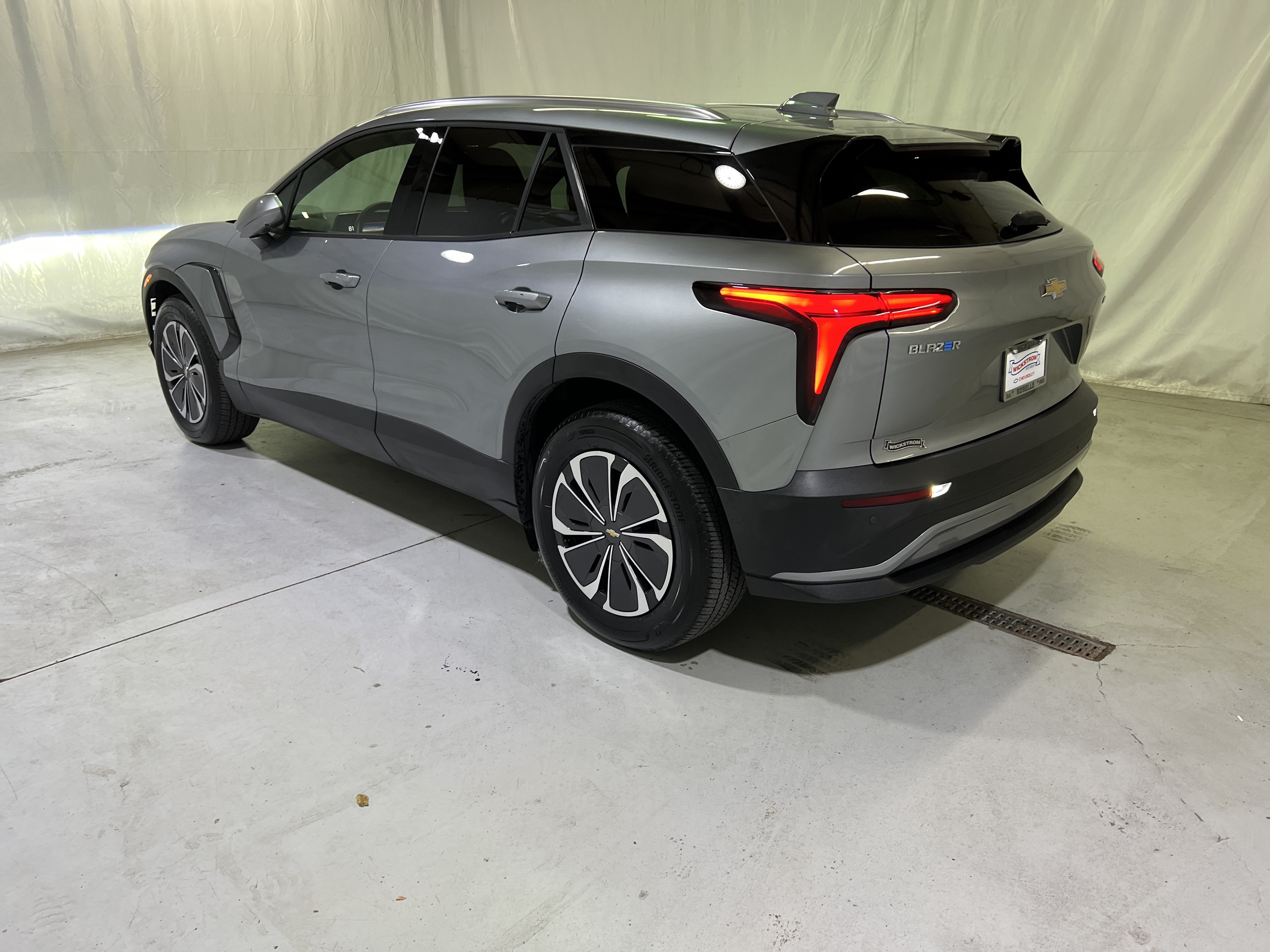Certified 2024 Chevrolet Blazer EV LT AWD/4WD image 8