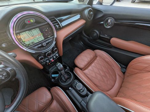 Used 2019 MINI Cooper S image 13