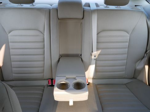 Used 2013 Ford Fusion SE FWD image 13